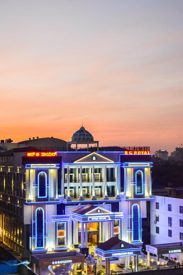 Rg Royal Hotel Bangalore Extérieur photo